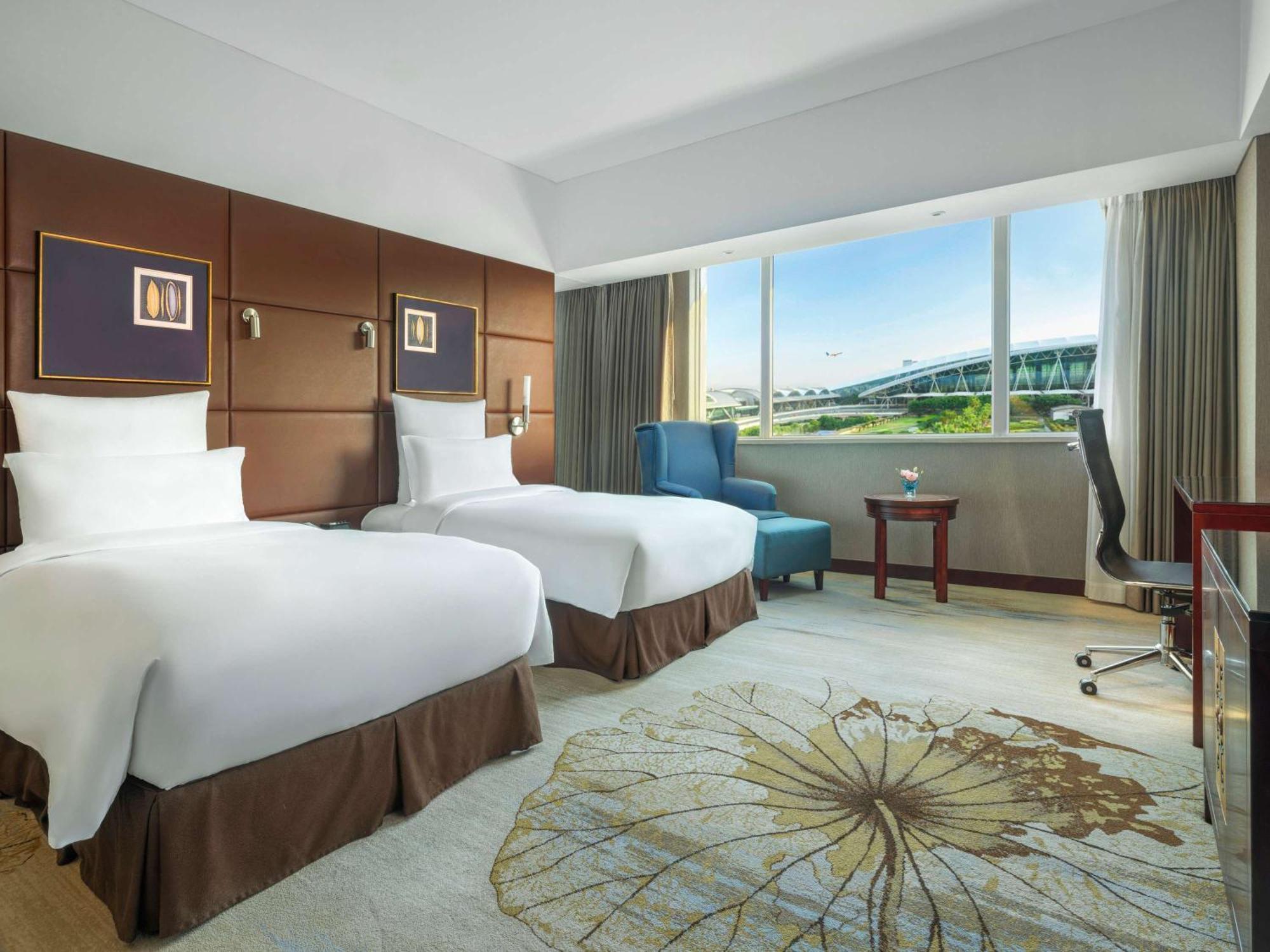 Pullman Guangzhou Baiyun Airport - Free Shuttle Bus & Official Registration Agency During Canton Fair Zewnętrze zdjęcie